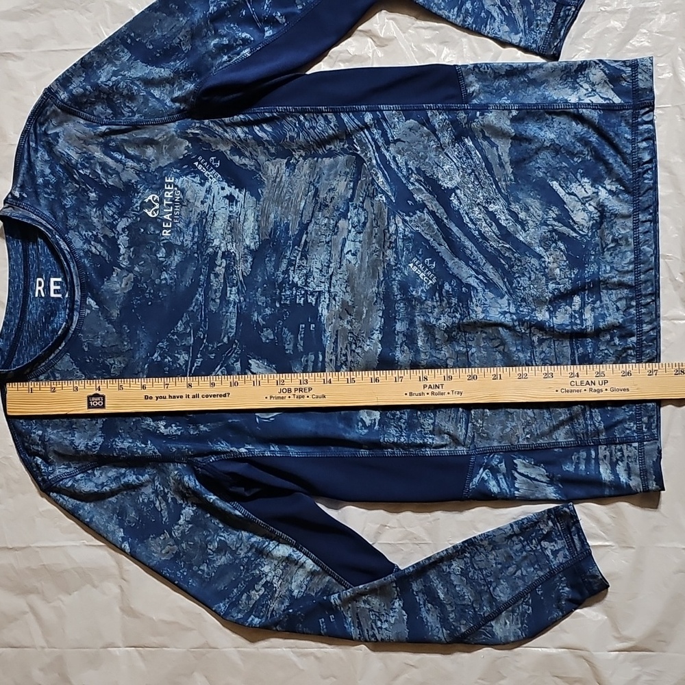 Realtree Fishing Men's Small Blue Long Sleeve Performance Fishing Tee Used - Picture 10 of 14